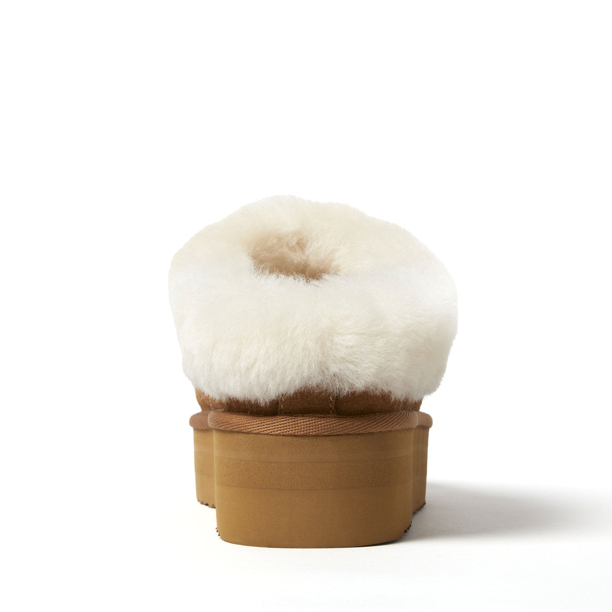 Women's Fireside by Dearfoams Bendigo Genuine Shearling Quilted Platform Clog - US 5086